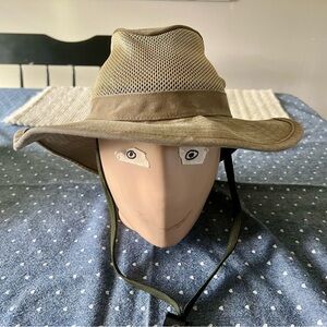 Outback Trading Company bush hat